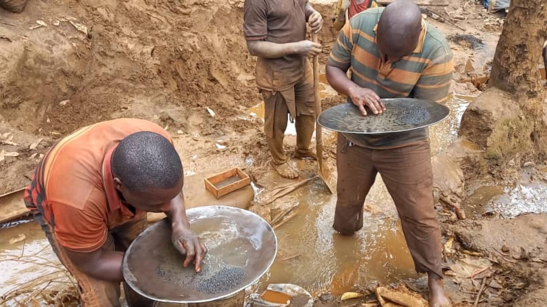 Kayanza: Tani 1,600 za madini zilizosafirishwa nje ya nchi, wabunge wanahoji mwisho wa mapato