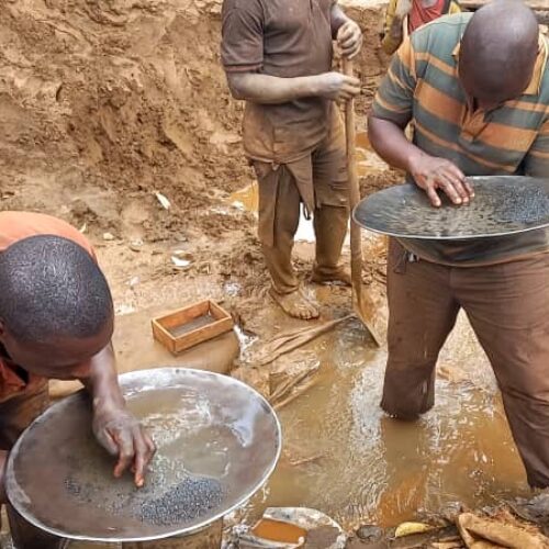 Kayanza: Tani 1,600 za madini zilizosafirishwa nje ya nchi, wabunge wanahoji mwisho wa mapato