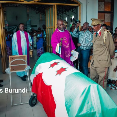 FDNB waliripotiwa kujiondoa kutoka maeneo ya Rugezi, Kakenge, na Point Zéro kuelekea Mukera, huku wengine wakielekea Misisi, katika safari ya kuelekea mkoa wa Tanganyika kusini-mashariki mwa DRC.