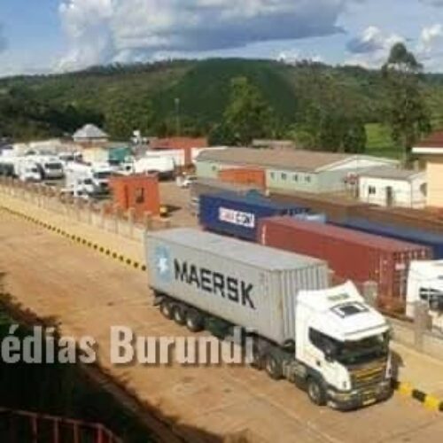 Kobero: Madereva wa njia ya Bujumbura–Kigali waripoti hali ya hofu na unyanyasaji mpakani