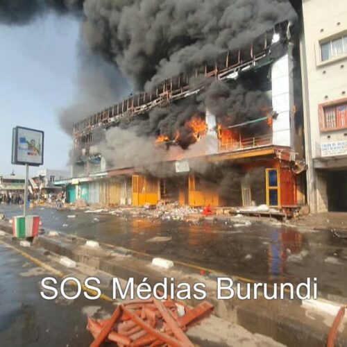 Bujumbura: Moto wateketeza majengo mawili ya biashara, na kufanya kazi ya miaka mingi kuwa majivu