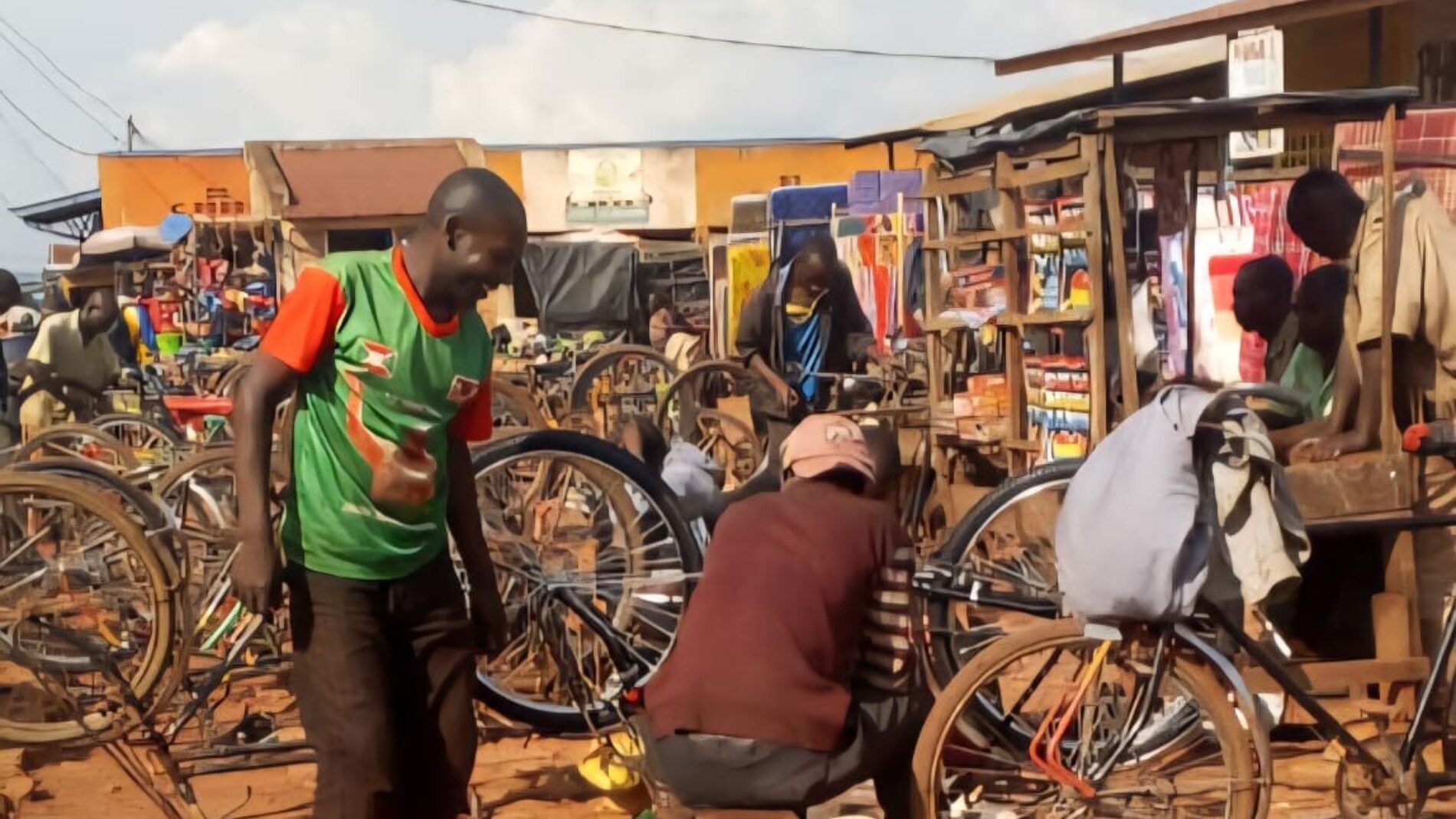 Kutokana na kupungua kwa misaada, wakimbizi 907 kutoka Musasa na Kinama wanatafuta kujitegemea