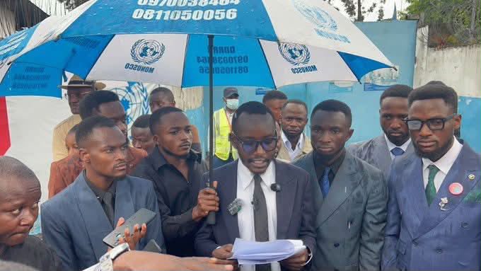 Un représentant des étudiants lit le mémorandum de la Coordination interinstitutionnelle des représentants des étudiants du Nord-Kivu et du Sud-Kivu, le 16 septembre 2026 à Goma, dans l’est de la République démocratique du Congo. ©SOS Médias Burundi