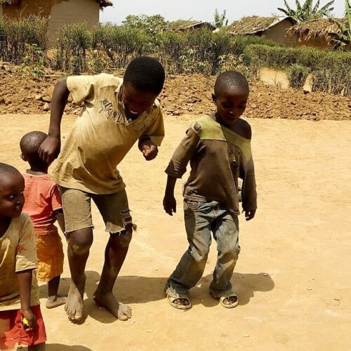 Nakivale : un enfant retrouvé mort après avoir disparu sur le chemin de l’école