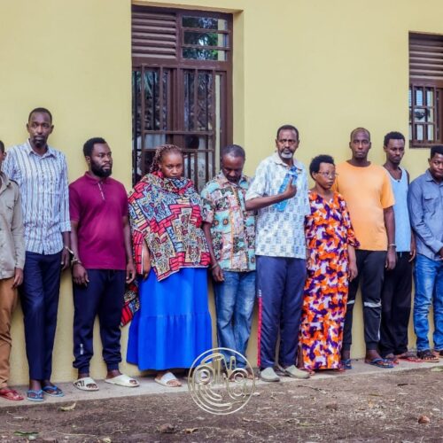 Burundi : le pouvoir expose 13 présumés espions et désigne les Banyamulenge à la vindicte